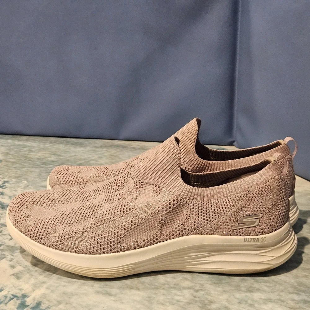 Skechers ultra go
